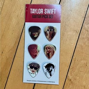 Taylor Swift Guitar Picks - Unopened!
